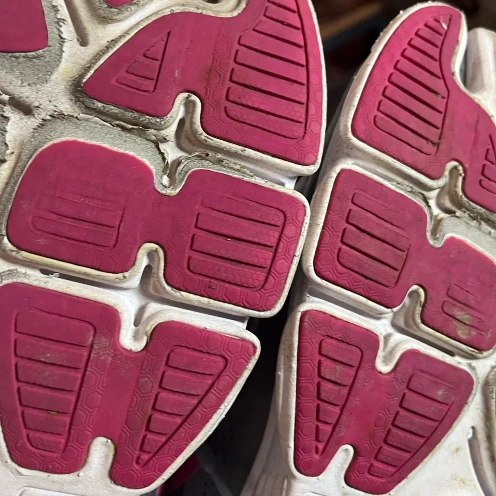 Brooks Anthem Women’s Running Shoes Gray Pink Size 11